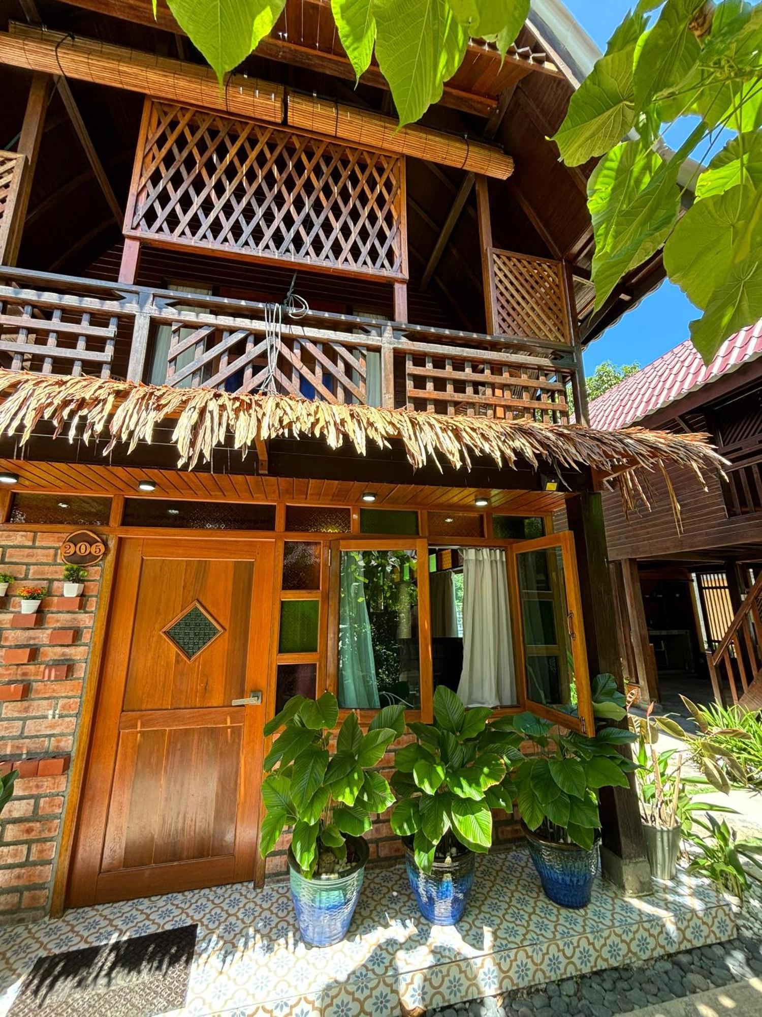 Golden Chenang Village Pantai Cenang  Bagian luar foto